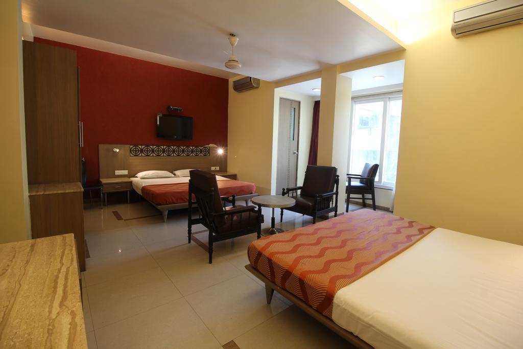 Hotel Samrat Mumbai Rum bild
