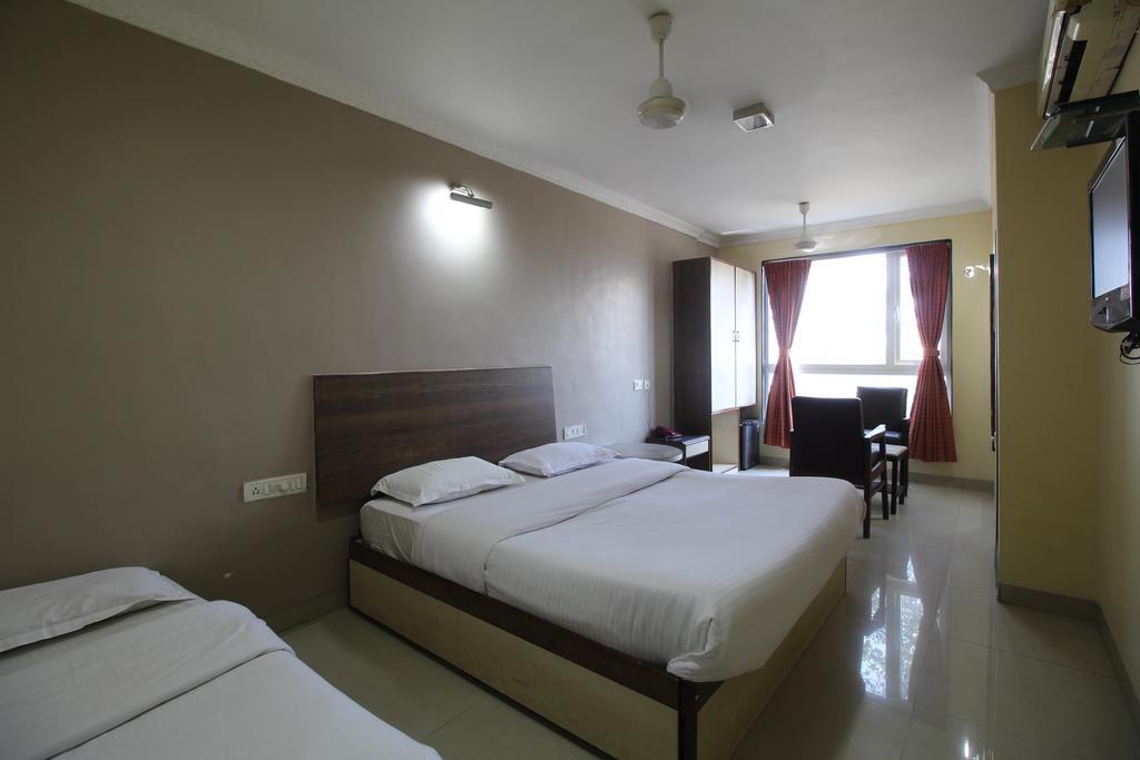 Hotel Samrat Mumbai Rum bild