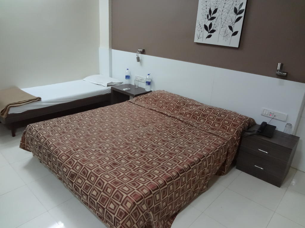 Hotel Samrat Mumbai Exteriör bild