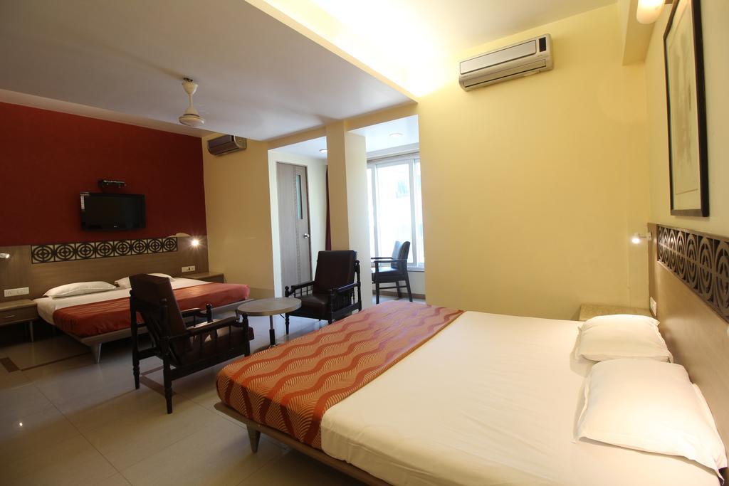 Hotel Samrat Mumbai Rum bild